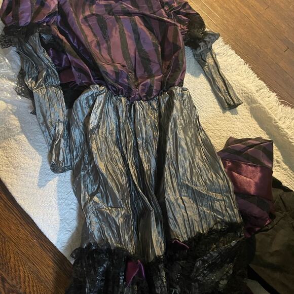 Doll of the Damned Costume without Mask Size Medium - Picture 4 of 5